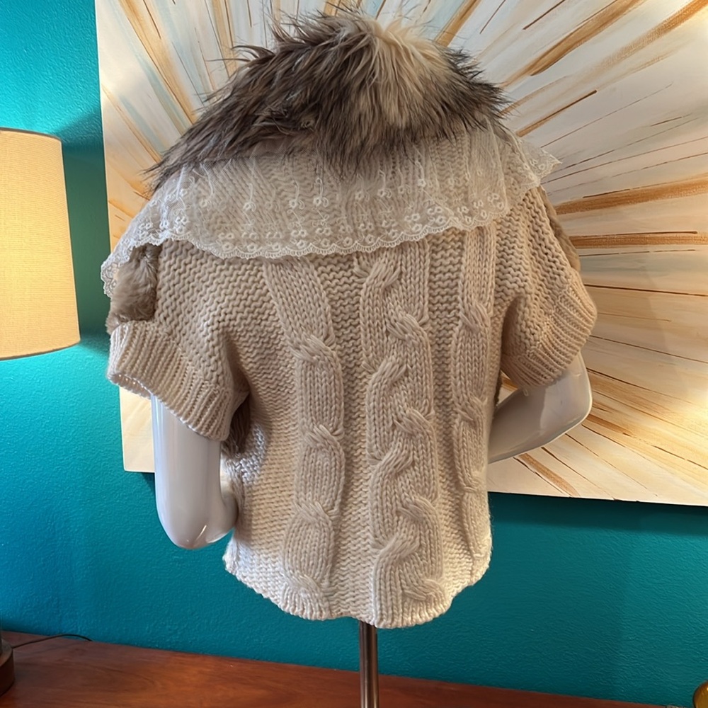 2026 Winter!!🚨Faux fur collar and lace - Picture 5 of 7